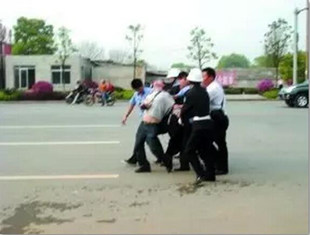 遭遇暴力违法拆迁如何“取证”——每个被拆迁户都应知道的常识